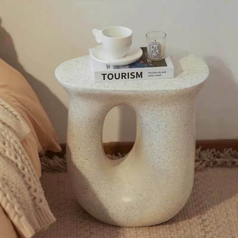 Creative U-Shaped Geometric End Table - Lightweight, Artistic Coffee Table & Nightstand, Stand-Out Bedroom Decor Accent Piece